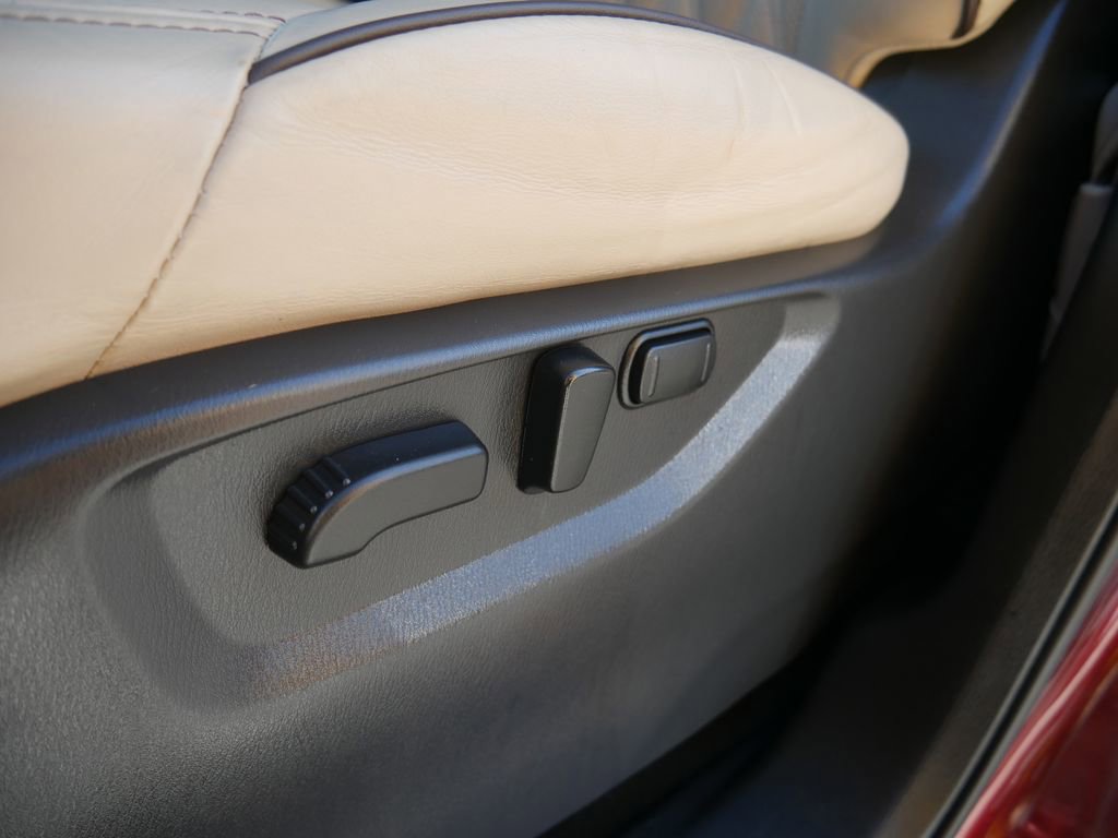 Used 2023 Nissan Armada Platinum w/ Captain's Chairs Package image 31