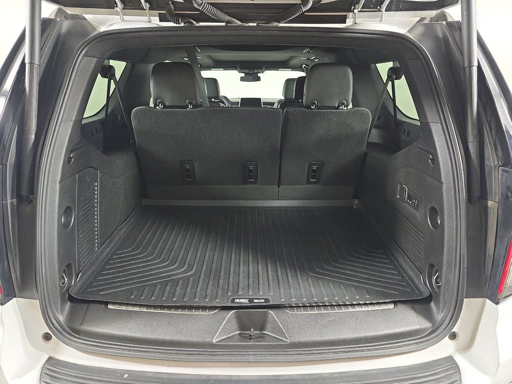 Used 2023 Chevrolet Suburban RST w/ Luxury Package AWD/4WD image 30