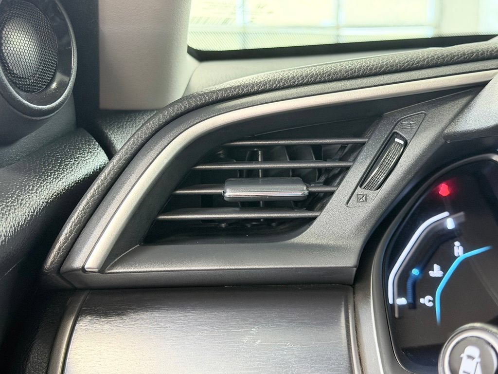 Used 2016 Honda Civic Touring image 37