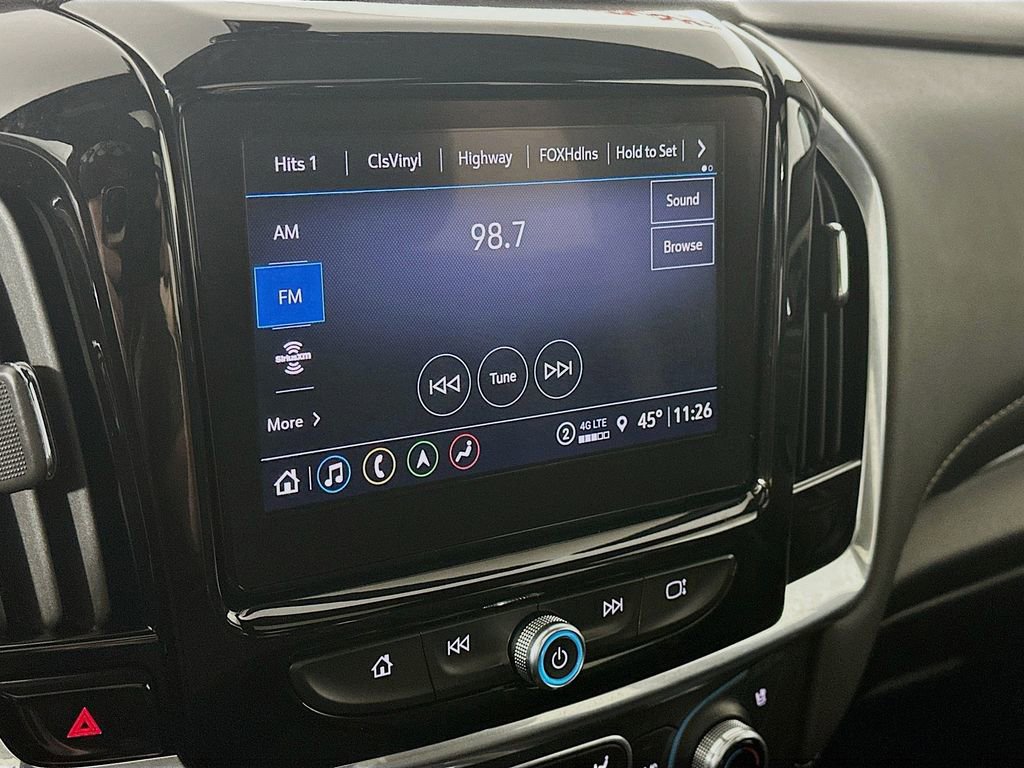 Used 2023 Chevrolet Traverse Premier image 17