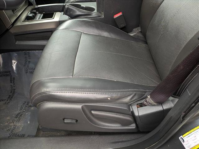 Used 2012 Jeep Liberty Limited Jet w/ Comfort/Convenience Group image 18