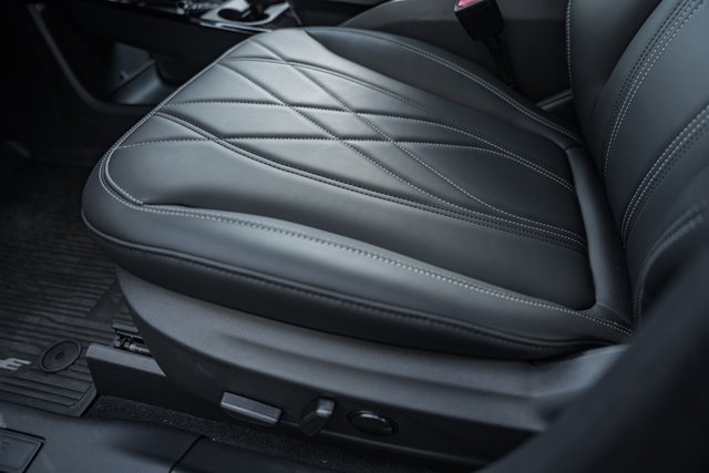 Certified 2025 Ford Mustang Mach-E Select w/ Comfort Package Lite image 37