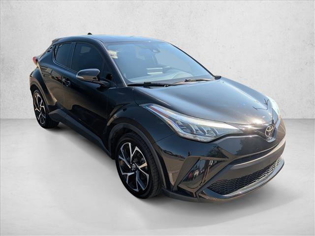 Used 2021 Toyota C-HR XLE FWD image 3