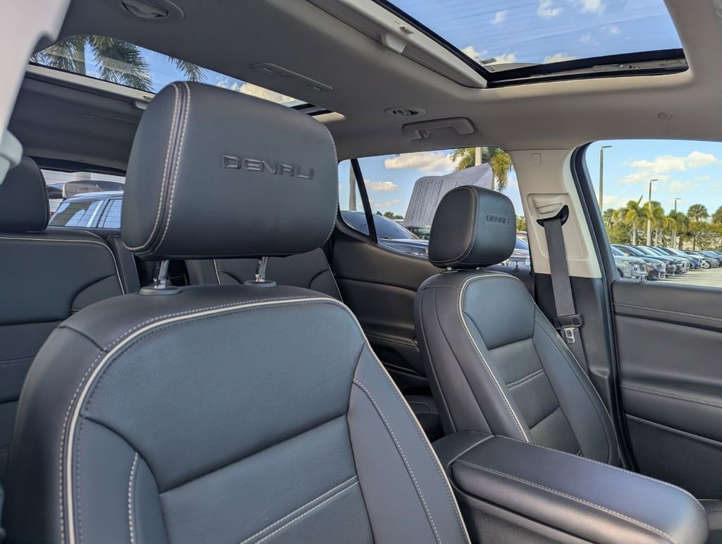 Used 2023 GMC Acadia Denali w/ Trailering Package image 11