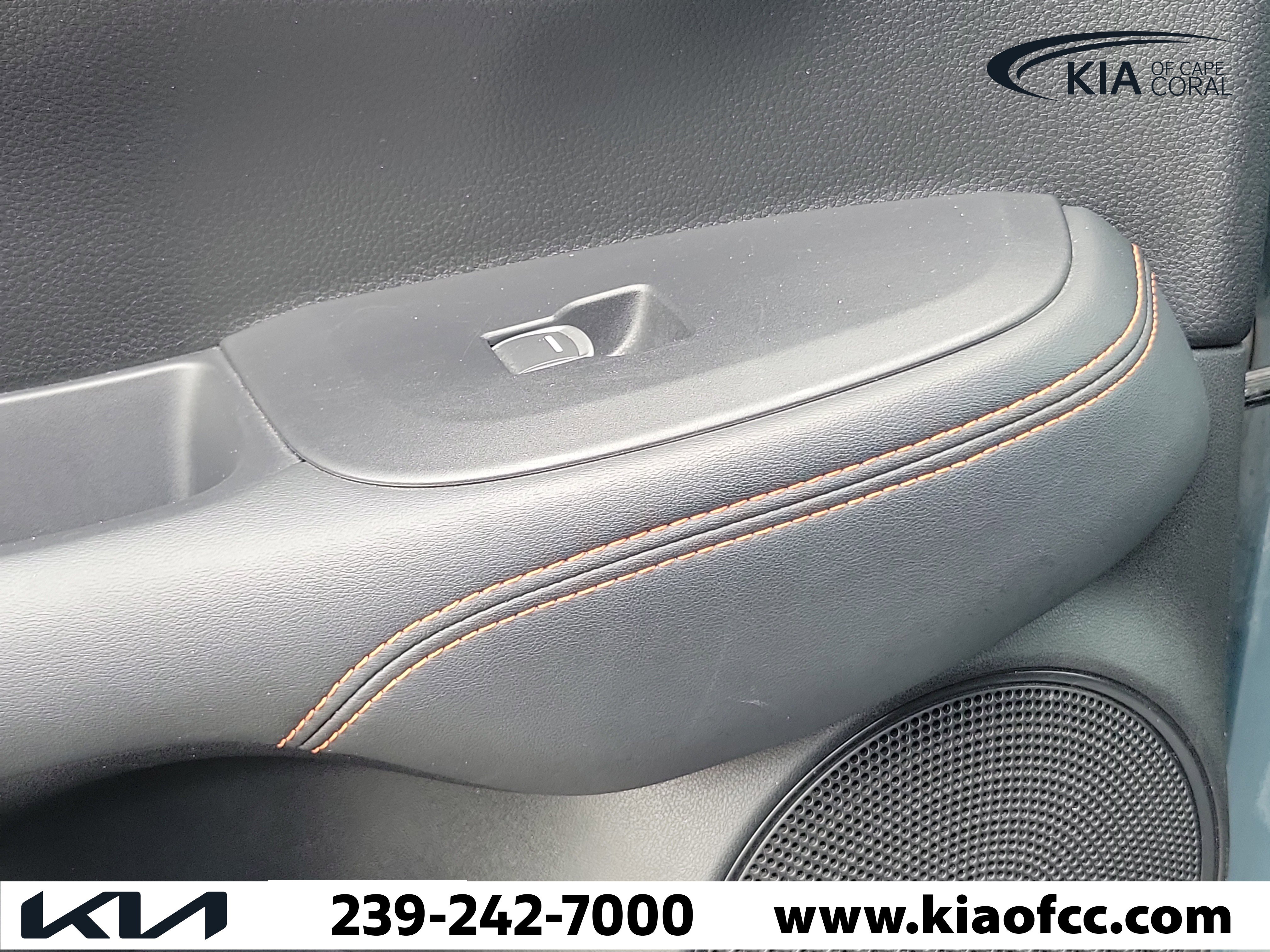 Used 2024 Honda HR-V Sport image 17