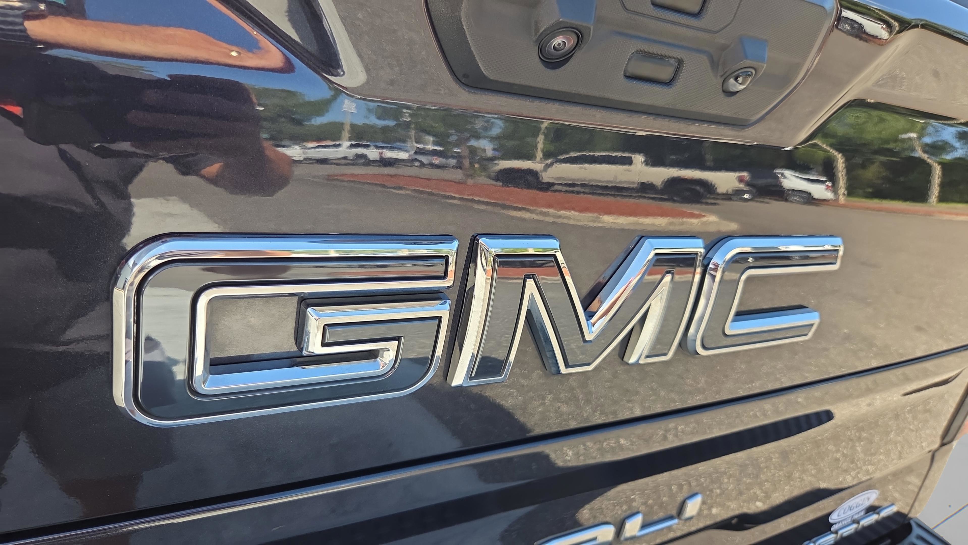 Used 2025 GMC Sierra 1500 Denali Ultimate AWD/4WD image 32
