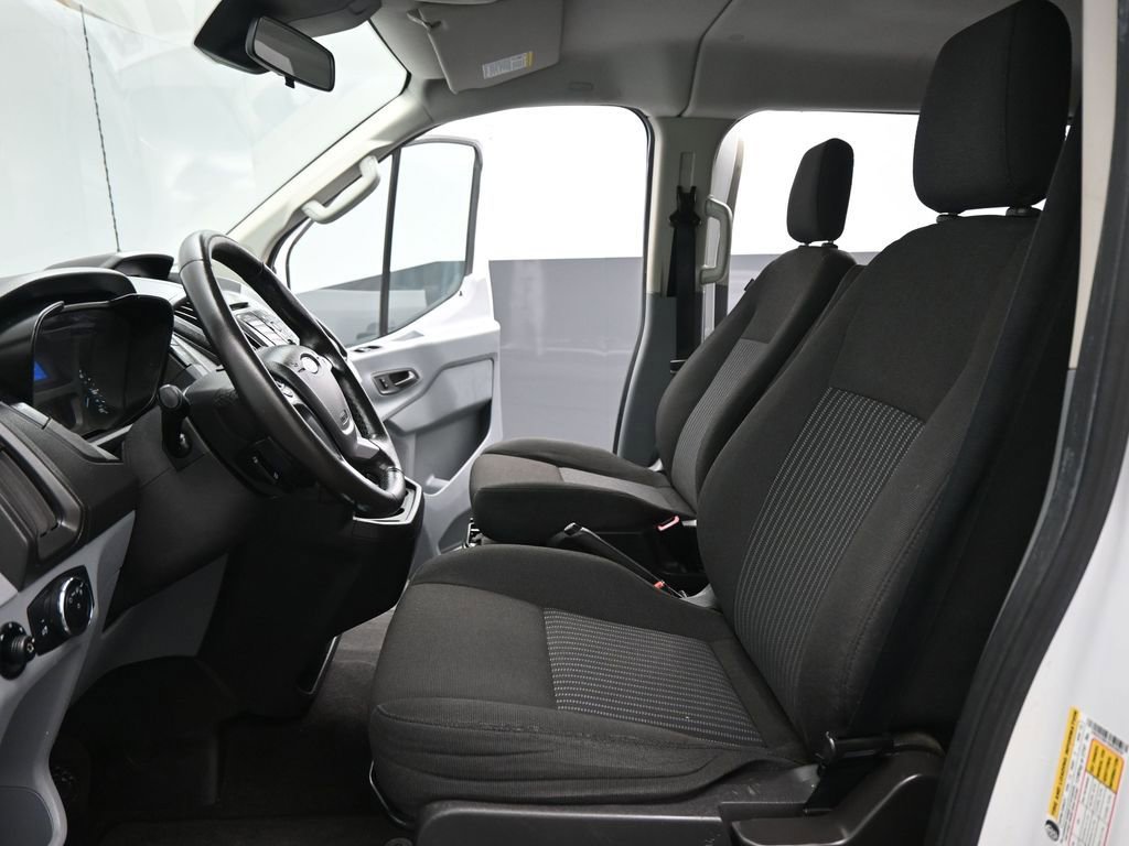 Used 2016 Ford Transit 350 XLT image 9