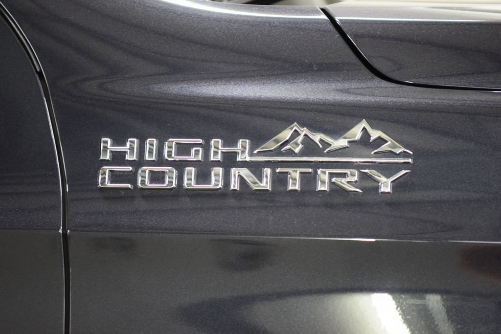 Used 2023 Chevrolet Tahoe High Country AWD/4WD image 14