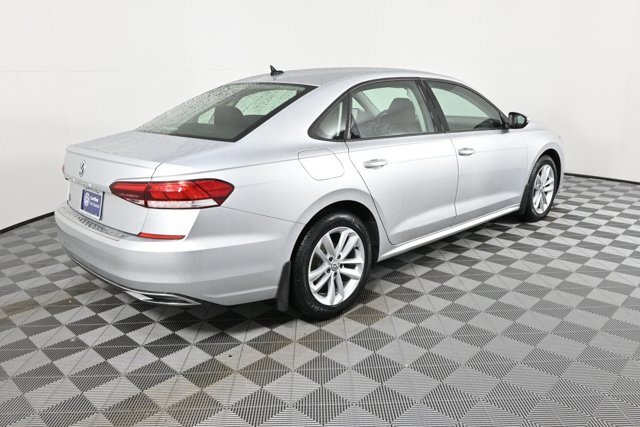 Certified 2021 Volkswagen Passat 2.0T S image 7