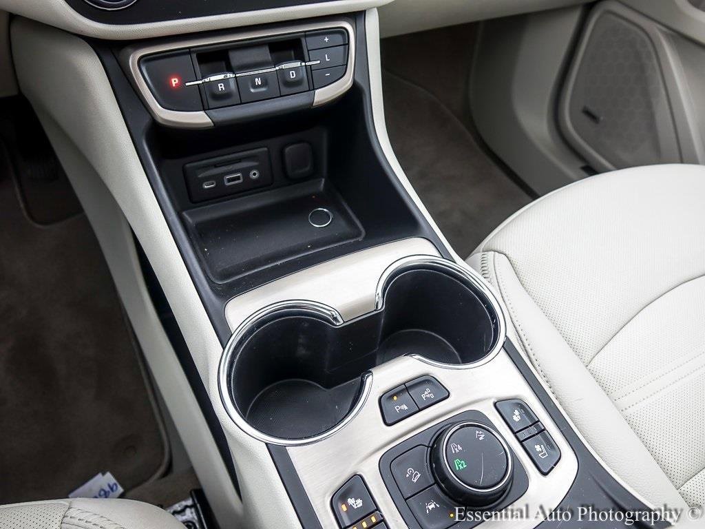 Used 2024 GMC Terrain Denali w/ Denali Premium Package image 24