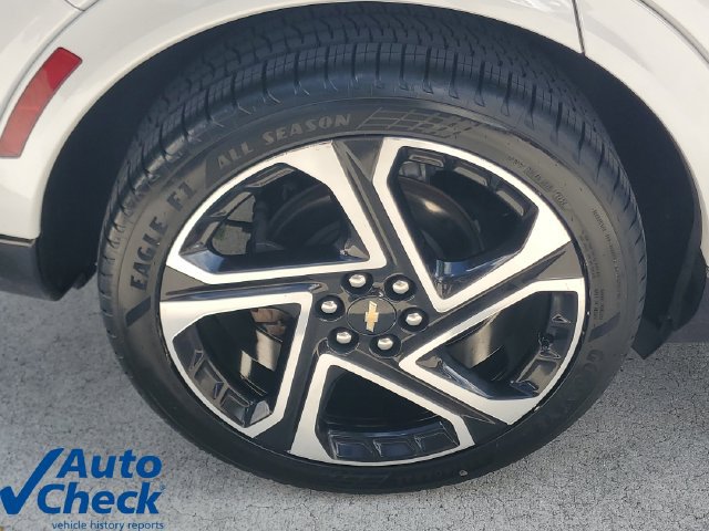 Certified 2024 Chevrolet Equinox EV LT FWD image 8