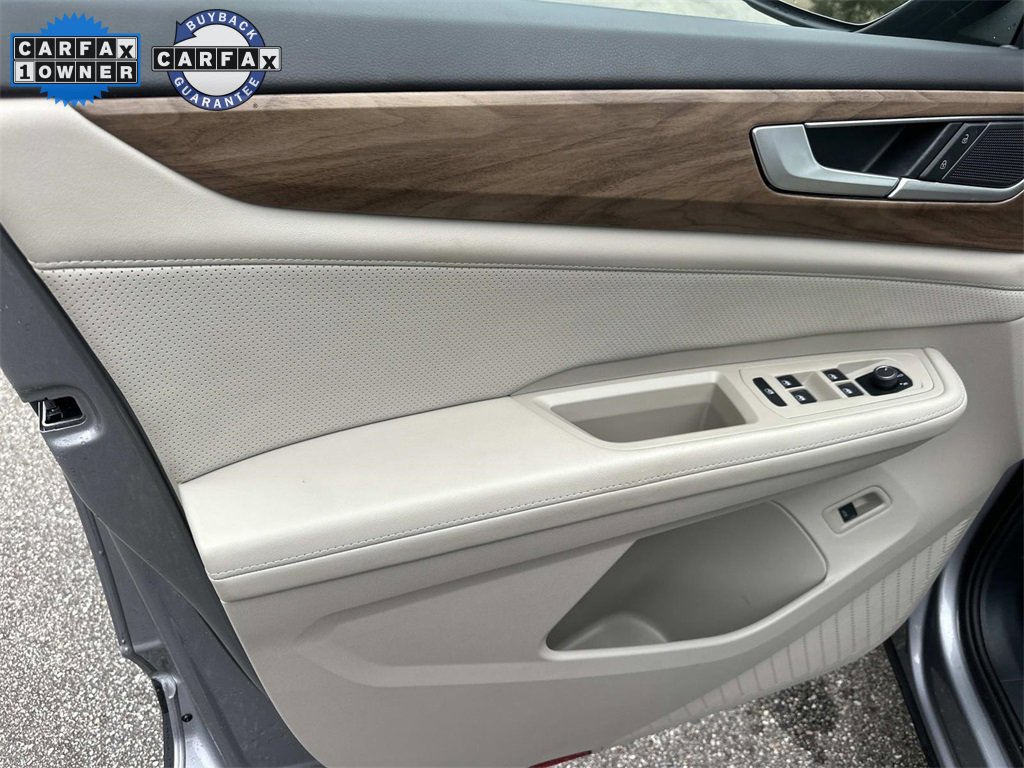 Used 2024 Volkswagen Atlas SE w/ Black Wheel Package image 13