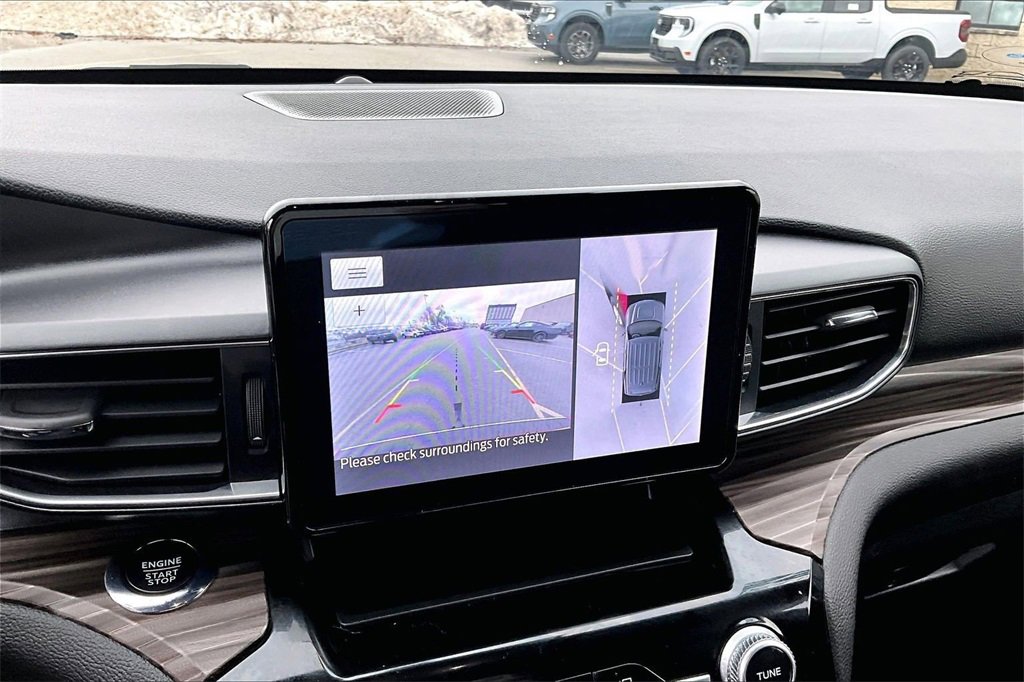 Certified 2022 Ford Explorer Limited w/ Equipment Group 301A image 20