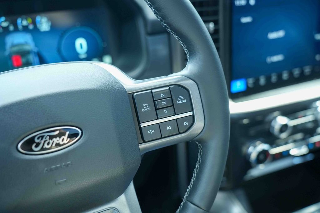 Used 2026 Ford F150 Lariat AWD/4WD image 31