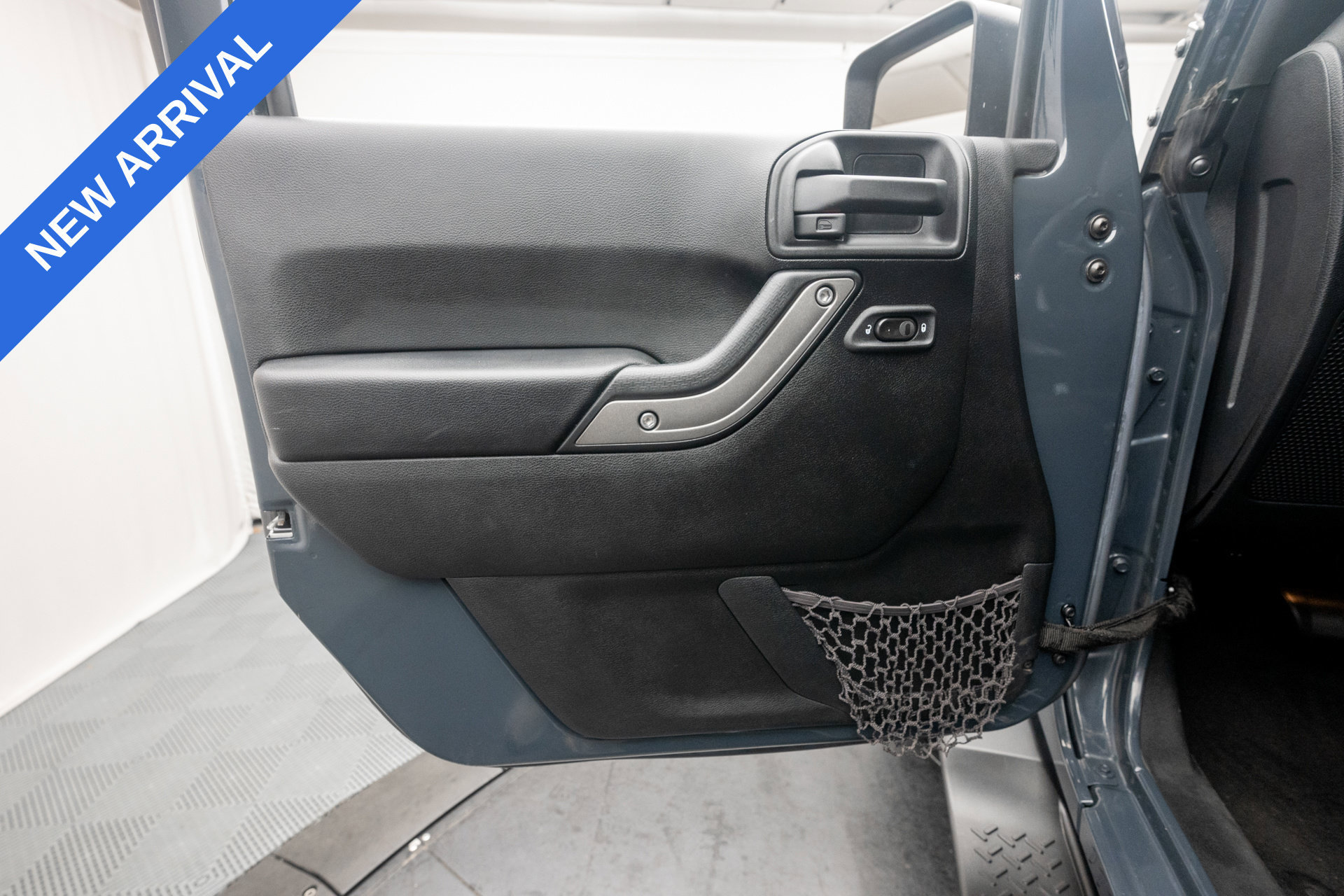 Used 2016 Jeep Wrangler Unlimited Sport w/ Quick Order Package 24S AWD/4WD image 26