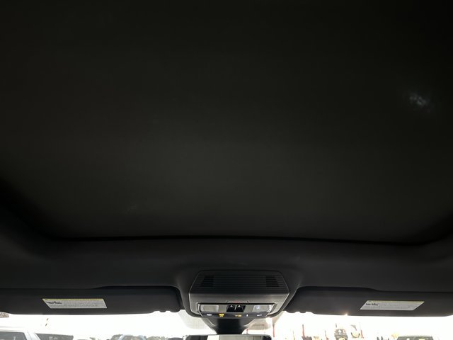 New 2026 Volkswagen Atlas Cross Sport SEL Premium R-Line image 27