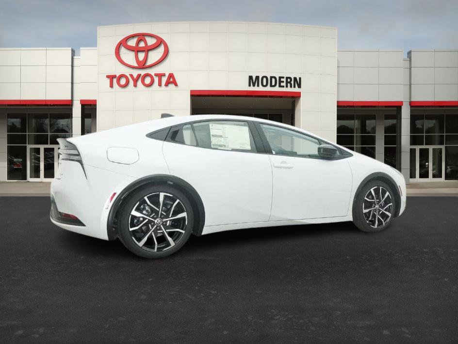 New 2026 Toyota Prius Plug-In Hybrid FWD image 23