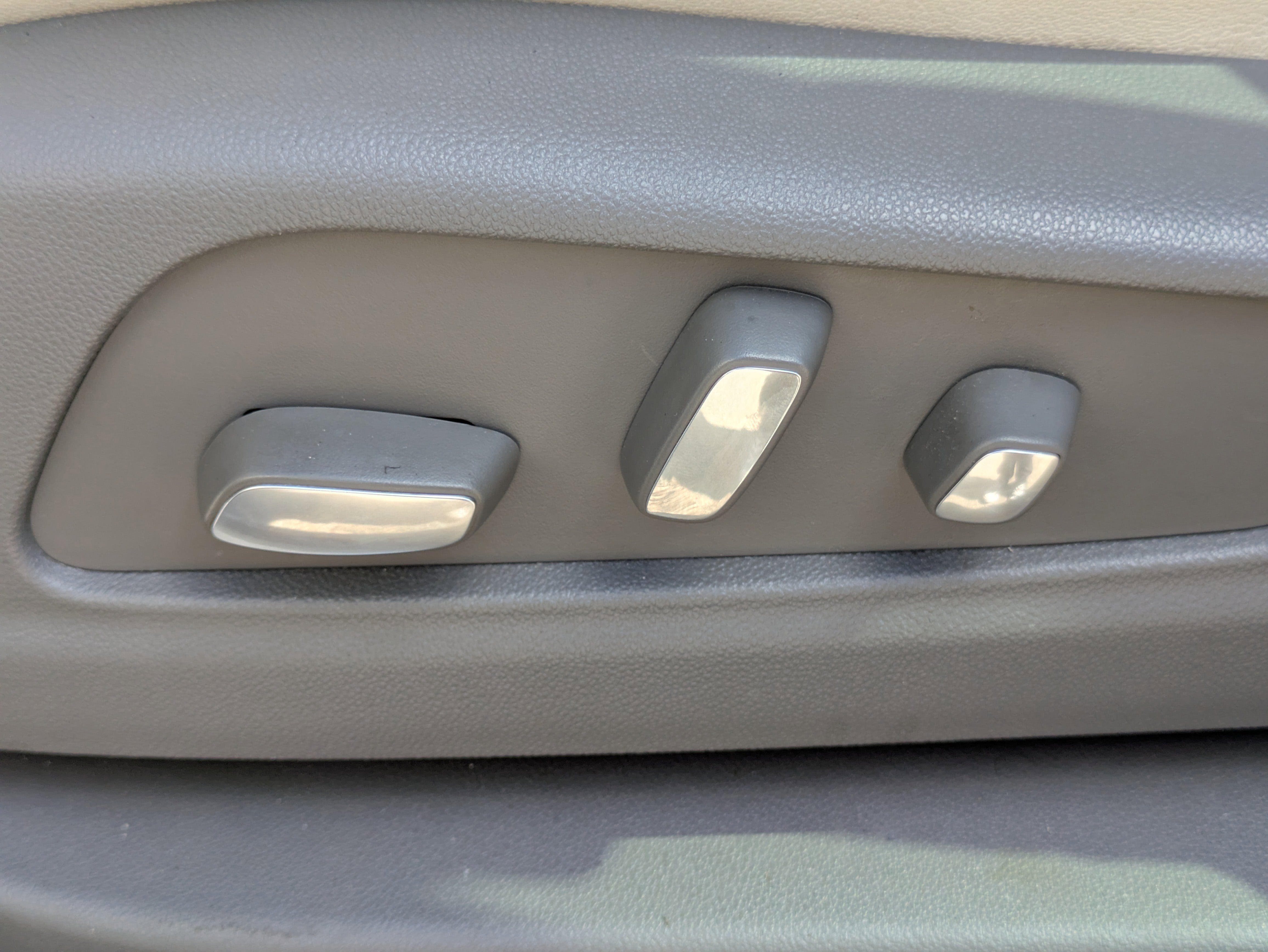 Certified 2022 Cadillac XT5 Premium Luxury w/ Technology Package image 13