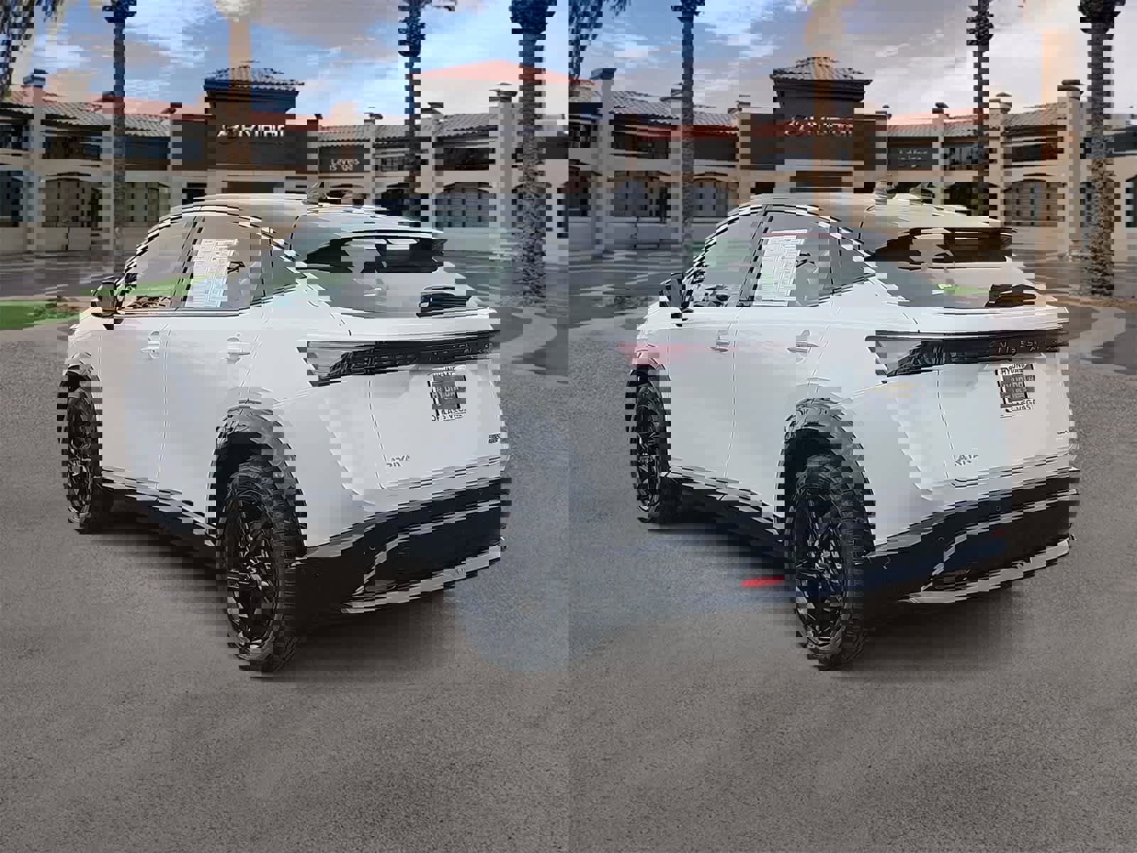 Used 2024 Nissan Ariya FWD image 6