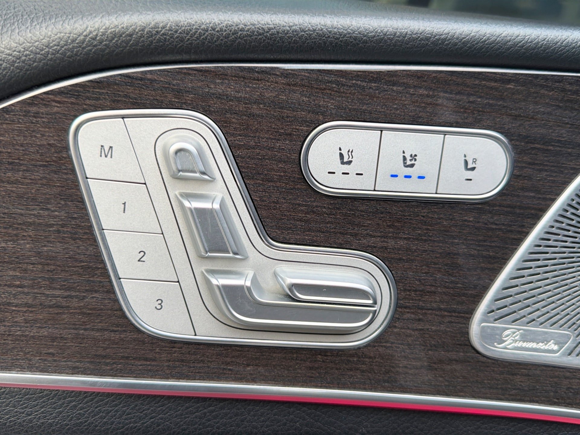 Used 2021 Mercedes-Benz GLS 580 4MATIC image 14