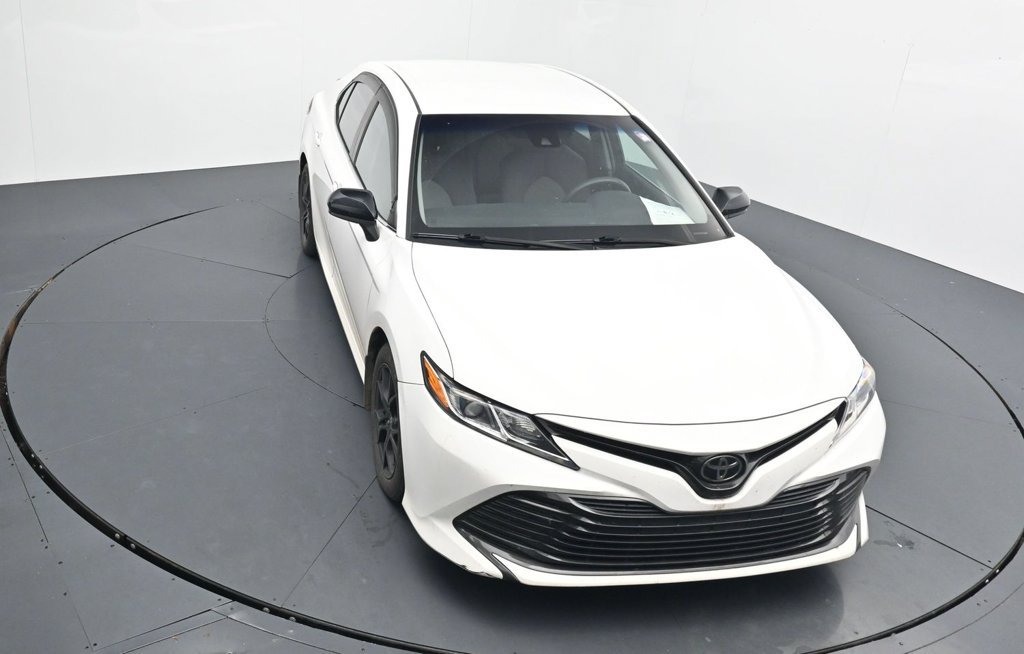 Used 2018 Toyota Camry LE FWD image 10