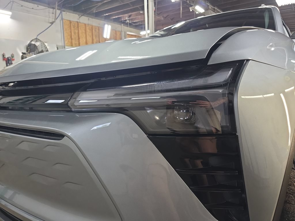 Used 2024 Chevrolet Blazer EV LT AWD/4WD image 29