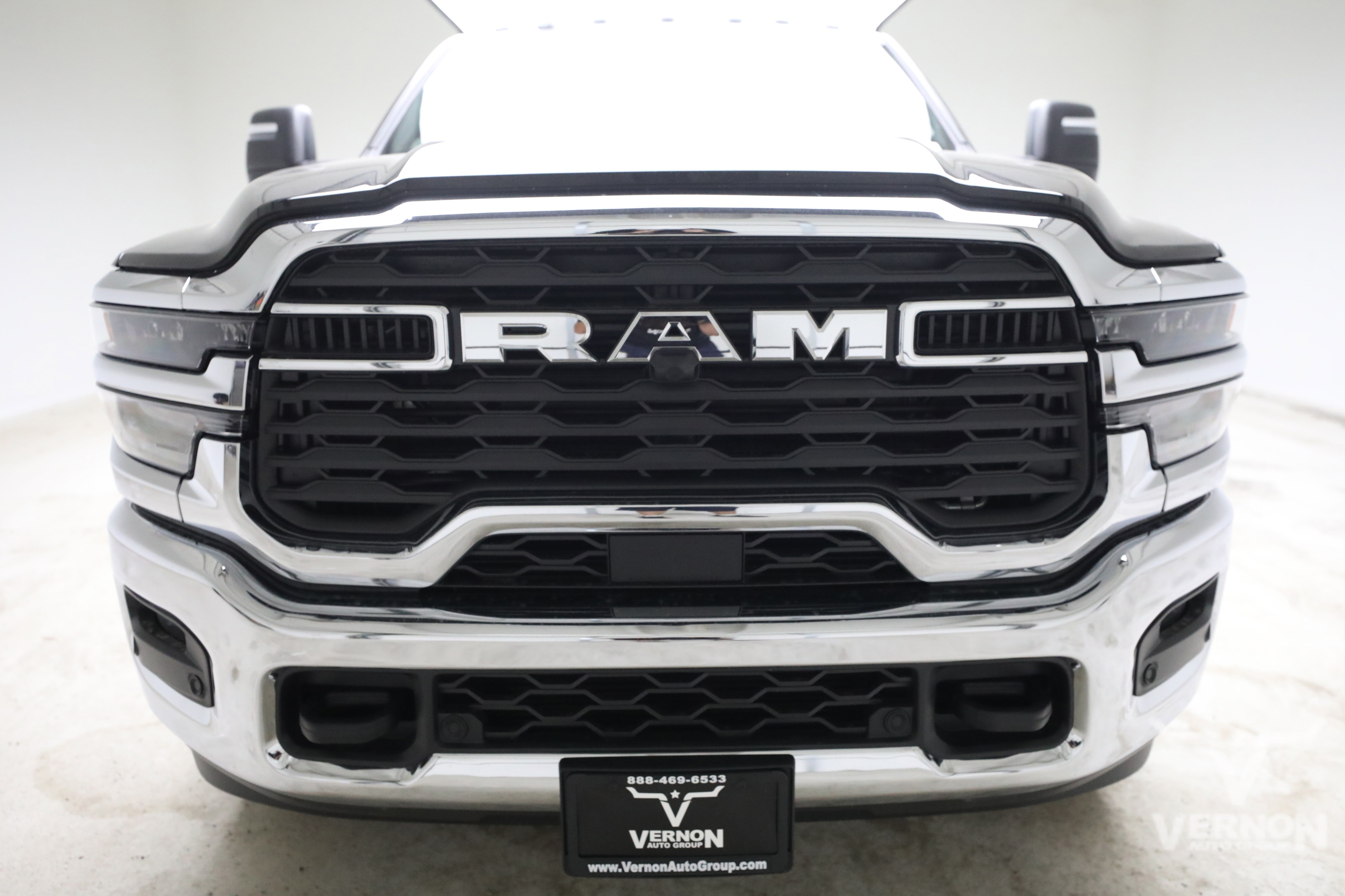 New 2026 RAM 3500 Tradesman AWD/4WD image 8