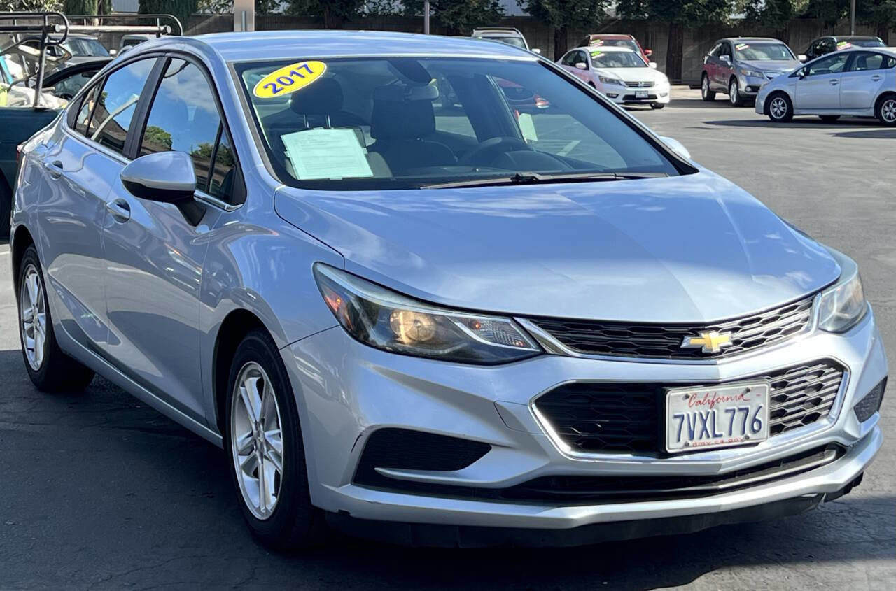 Used 2017 Chevrolet Cruze LT w/ Convenience Package