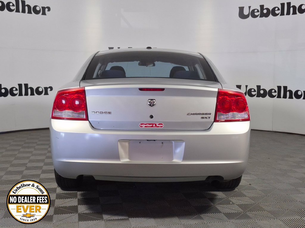 Used 2010 Dodge Charger SXT RWD image 6