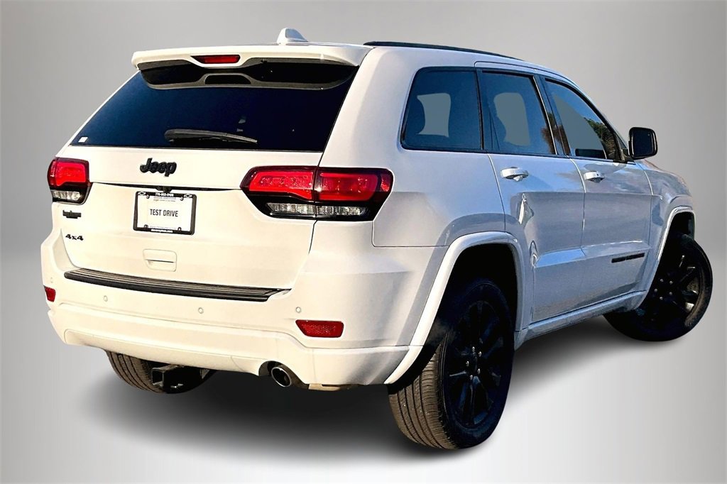 Used 2021 Jeep Grand Cherokee Laredo X image 6
