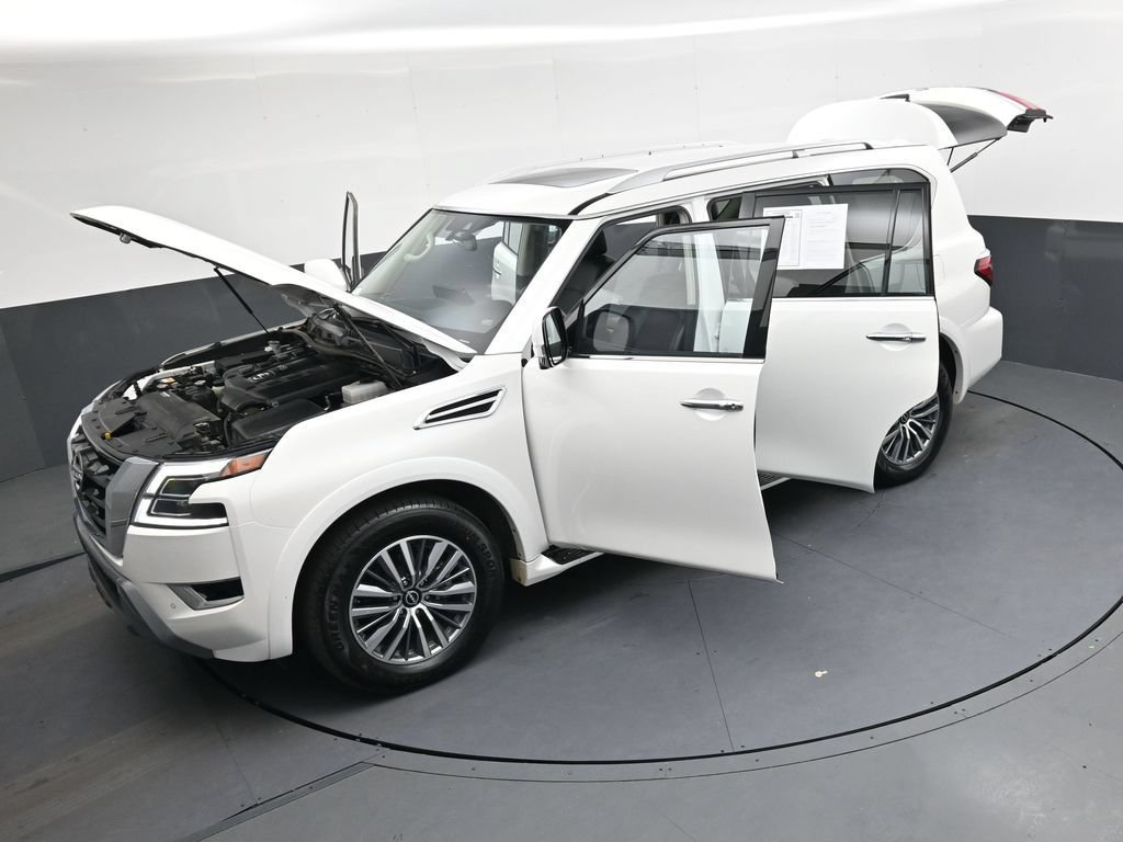 Used 2024 Nissan Armada SL w/ Captain's Chairs Package RWD image 48