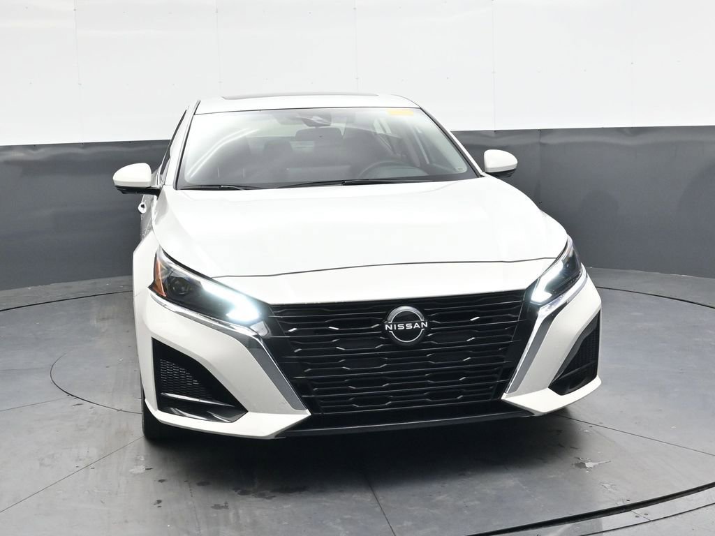 Used 2023 Nissan Altima 2.5 SL image 10