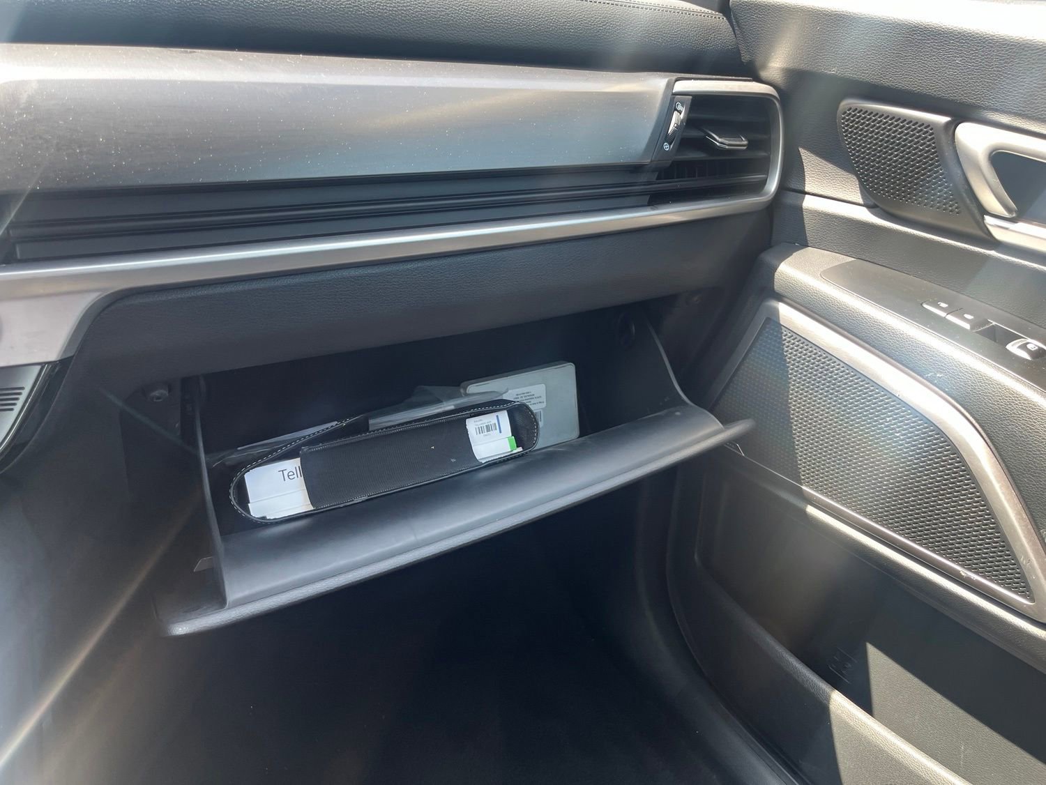 Used 2025 Kia Telluride S FWD image 18