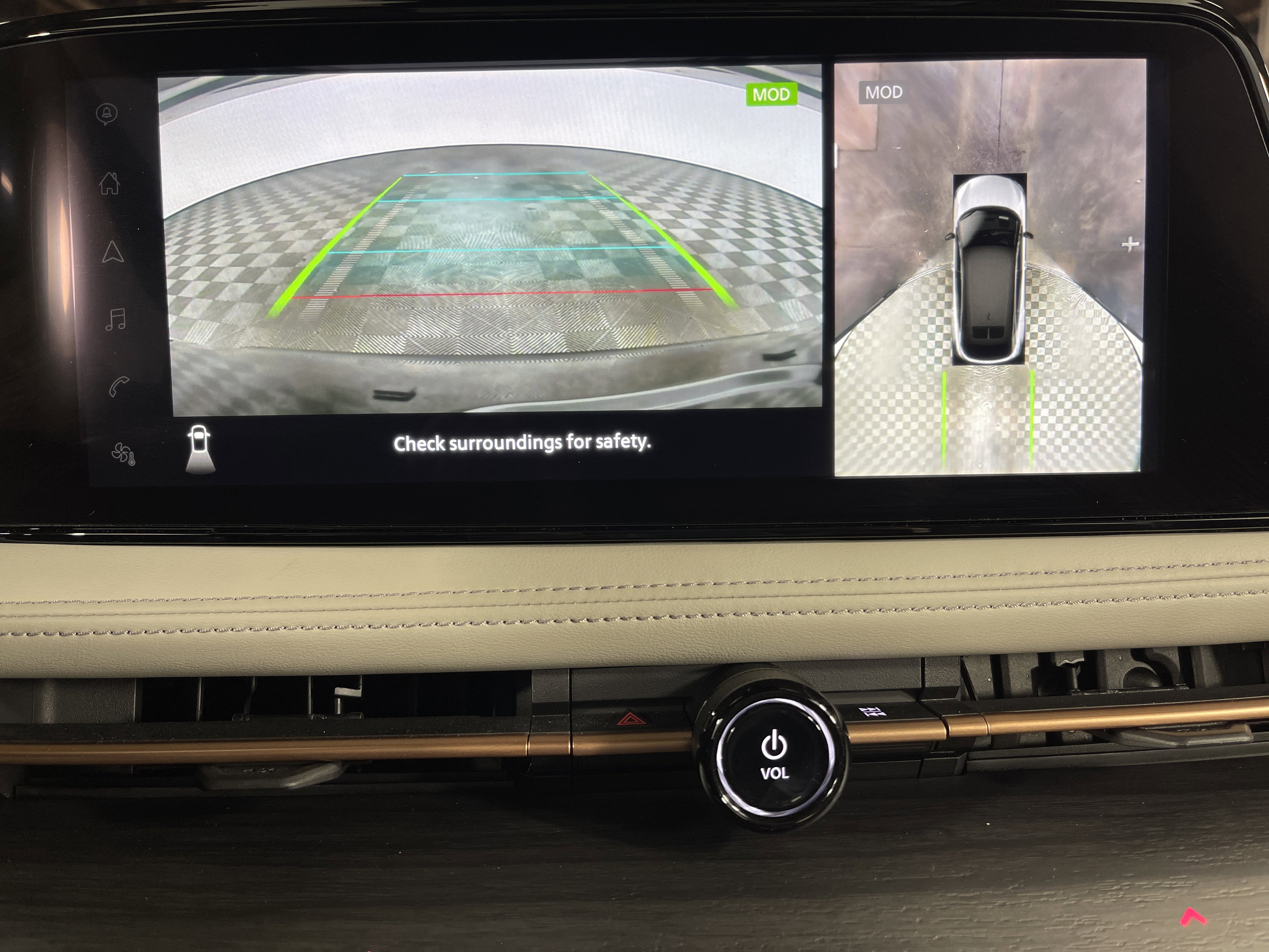 Used 2023 Nissan Ariya AWD image 24