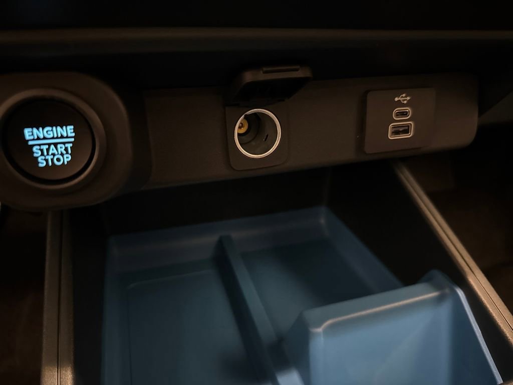 New 2025 Ford Maverick XLT w/ Equipment Group 302A image 33