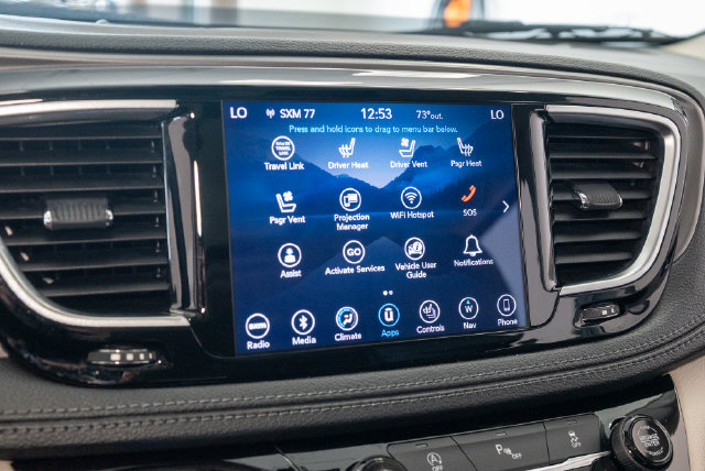 Used 2019 Chrysler Pacifica Limited FWD image 17