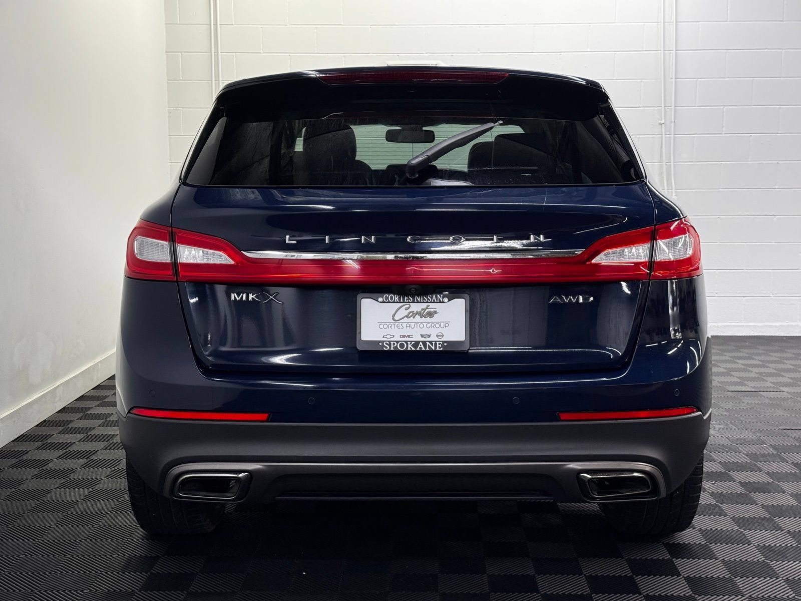 Used 2018 Lincoln MKX Reserve w/ Driver Assistance Package AWD/4WD image 6