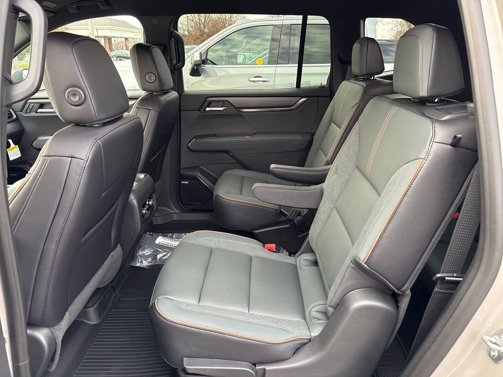 New 2026 GMC Acadia AT4 w/ Luxury Package image 38
