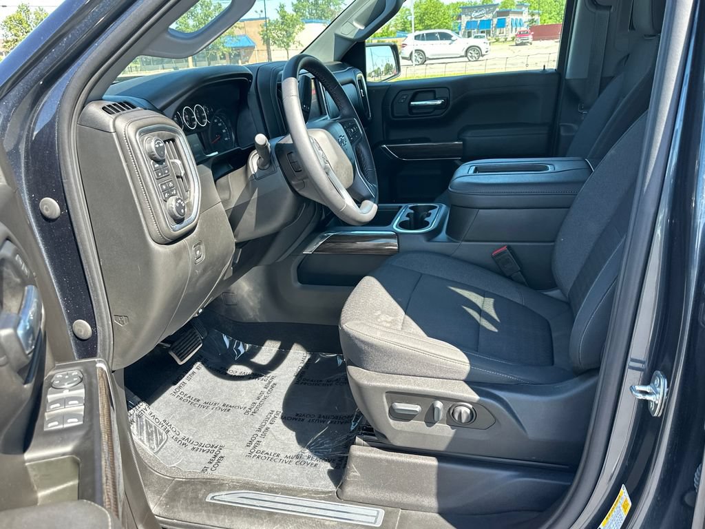 Used 2022 Chevrolet Silverado 1500 RST AWD/4WD image 9