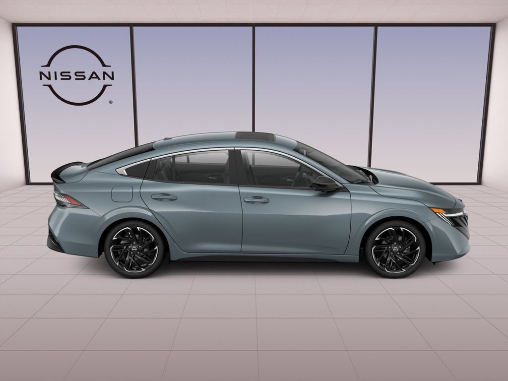 New 2026 Nissan Sentra SR w/ SR Premium Package FWD image 4