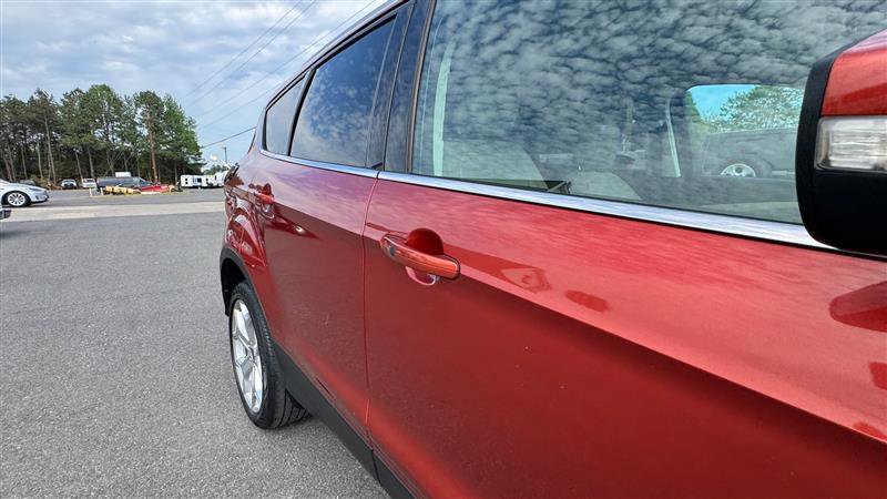 Used 2019 Ford Escape Titanium AWD/4WD image 23