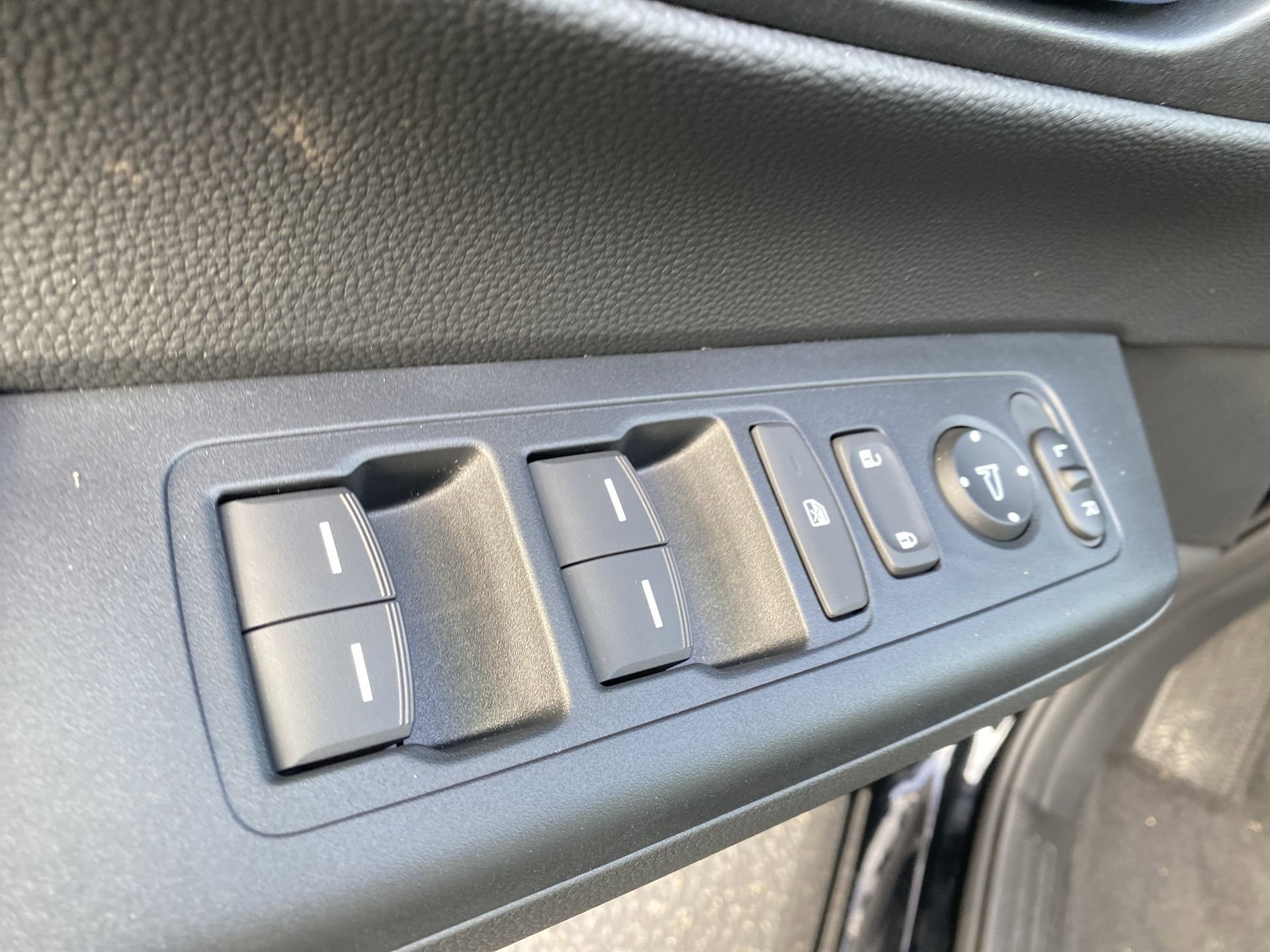 New 2025 Honda CR-V Sport-L image 22