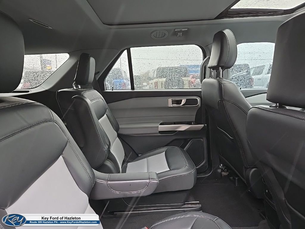 Used 2023 Ford Explorer XLT w/ Equipment Group 202A image 57