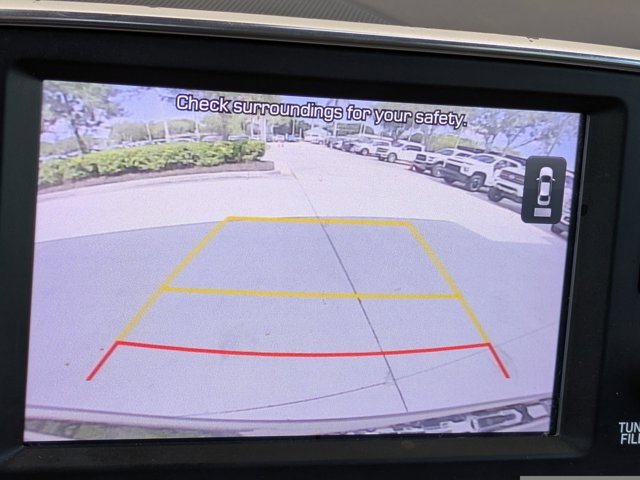 Used 2019 Hyundai Santa Fe SEL image 26