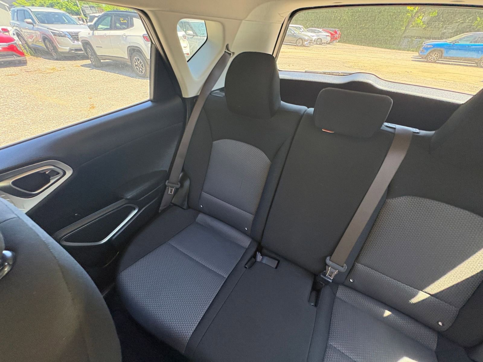Used 2025 Kia Soul LX w/ LX Technology Package FWD image 37