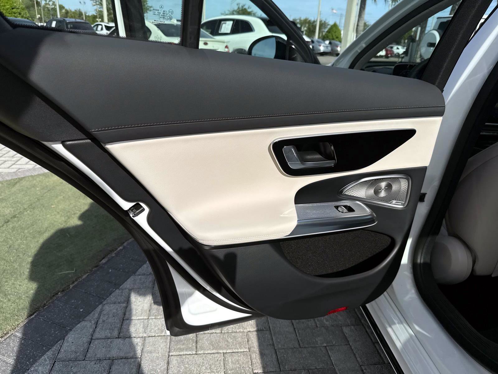 New 2026 Mercedes-Benz E 450 4MATIC Sedan image 11