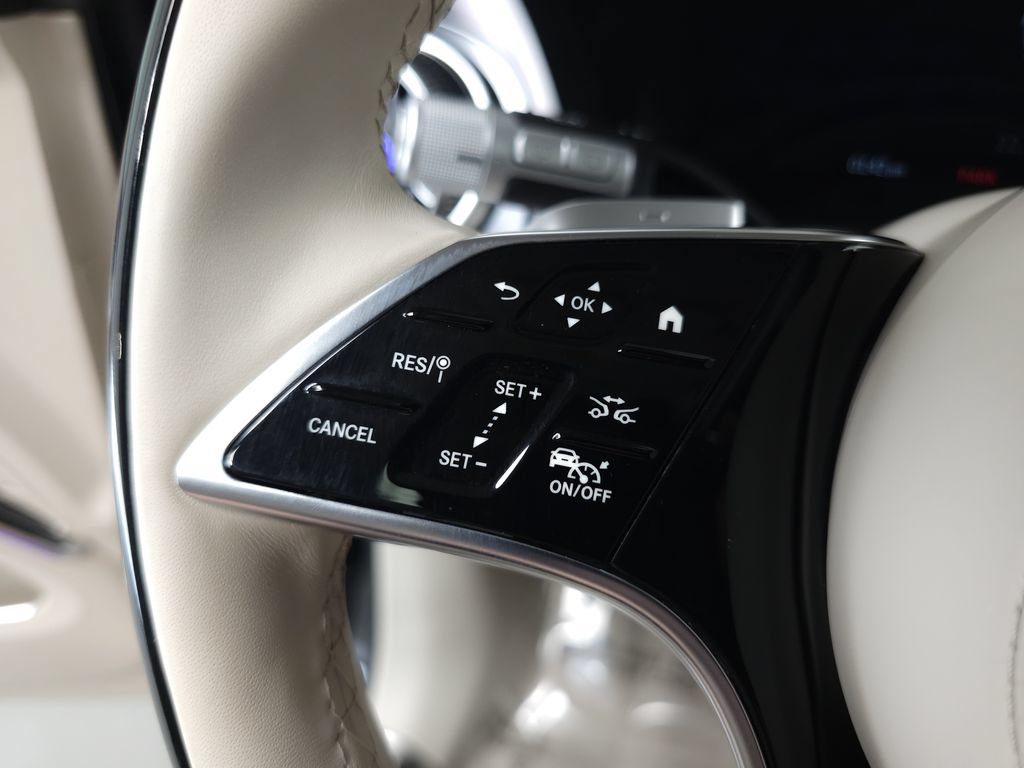 Certified 2024 Mercedes-Benz Maybach EQS 680 4MATIC image 11