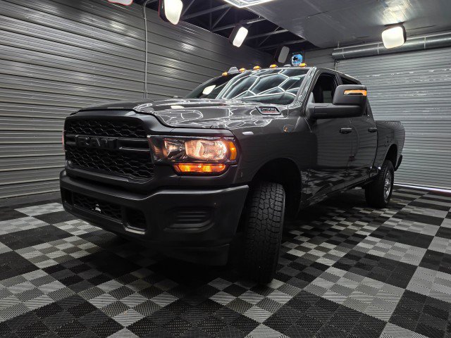 Used 2024 RAM 2500 Tradesman AWD/4WD image 40