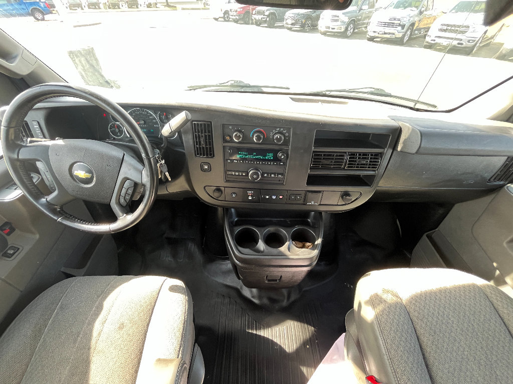 Used 2020 Chevrolet Express 2500 w/ Safety Package RWD image 27
