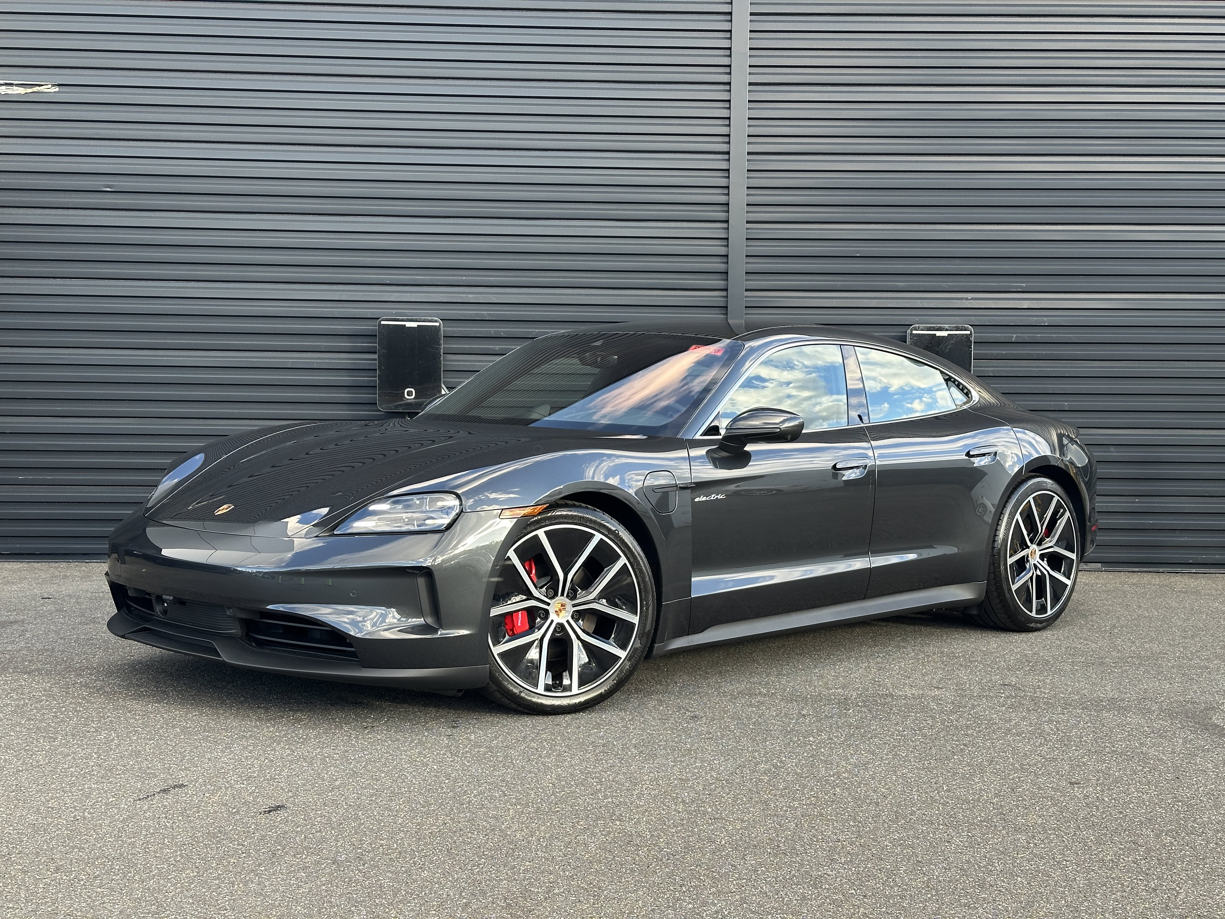 New 2026 Porsche Taycan 4S AWD/4WD image 1